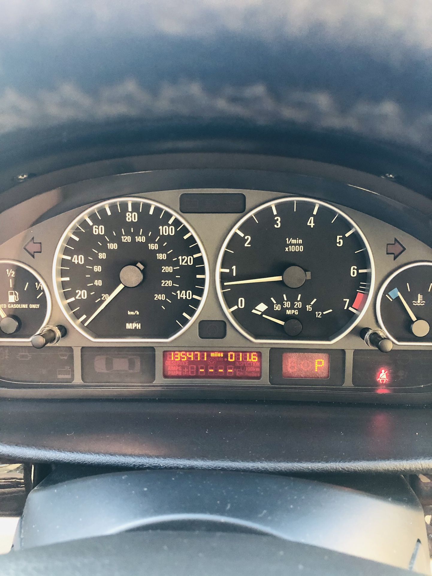 2004 BMW 330i