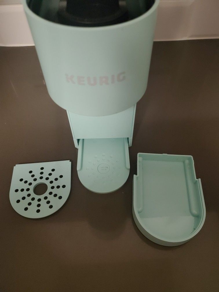 Keurig K-Mini Single-Serve K-Cup Pod Coffee Maker