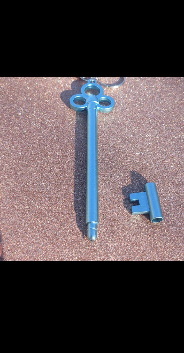 Rustic Key Pen Keychain