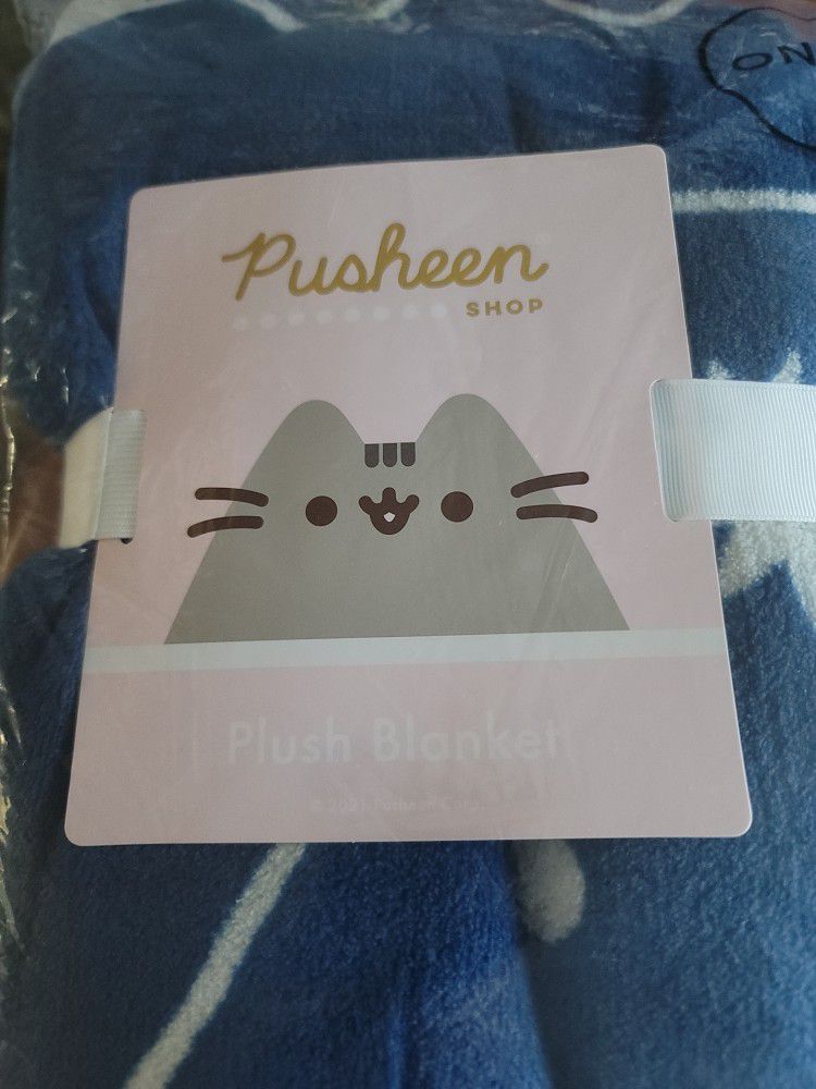 Pusheen Exclusive Celestial Blanket 