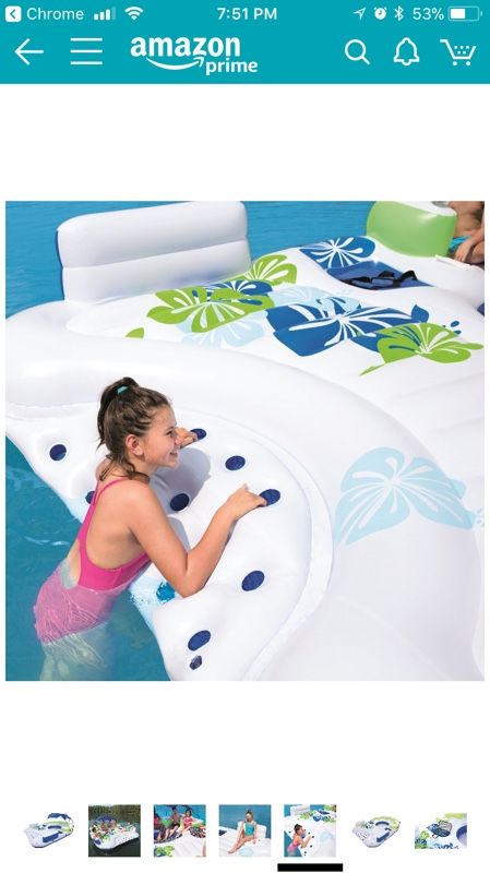 Island float!