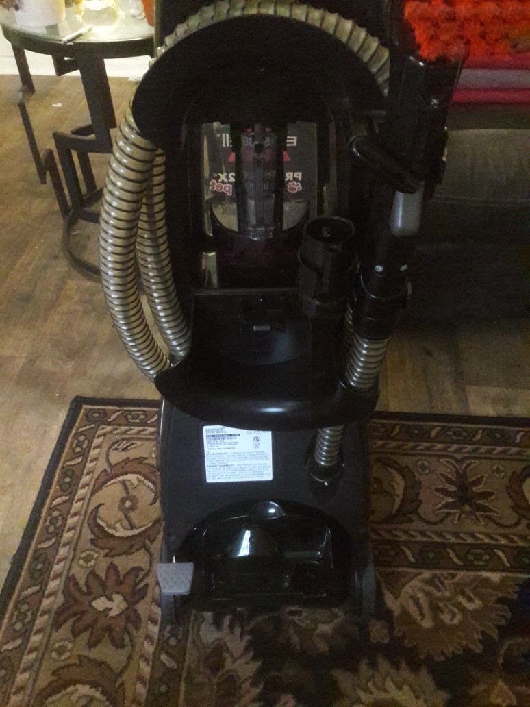 Bissell Proheat 2x Carpet Cleaner With Attachments 