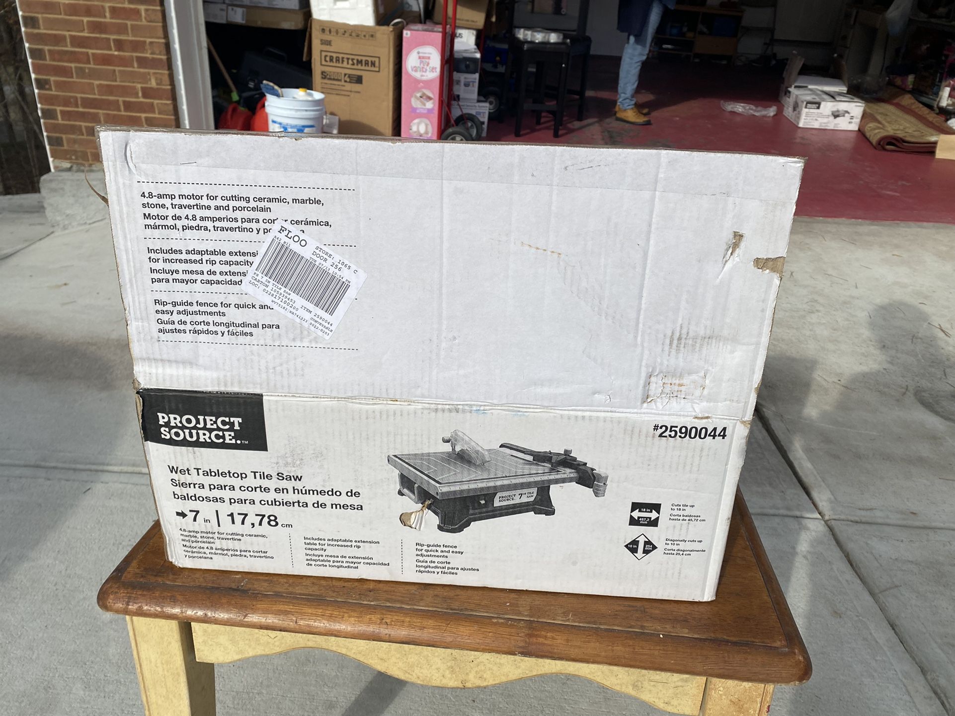 Project Source 7-in 4.8-Amp Wet Tabletop Corded Tile Saw