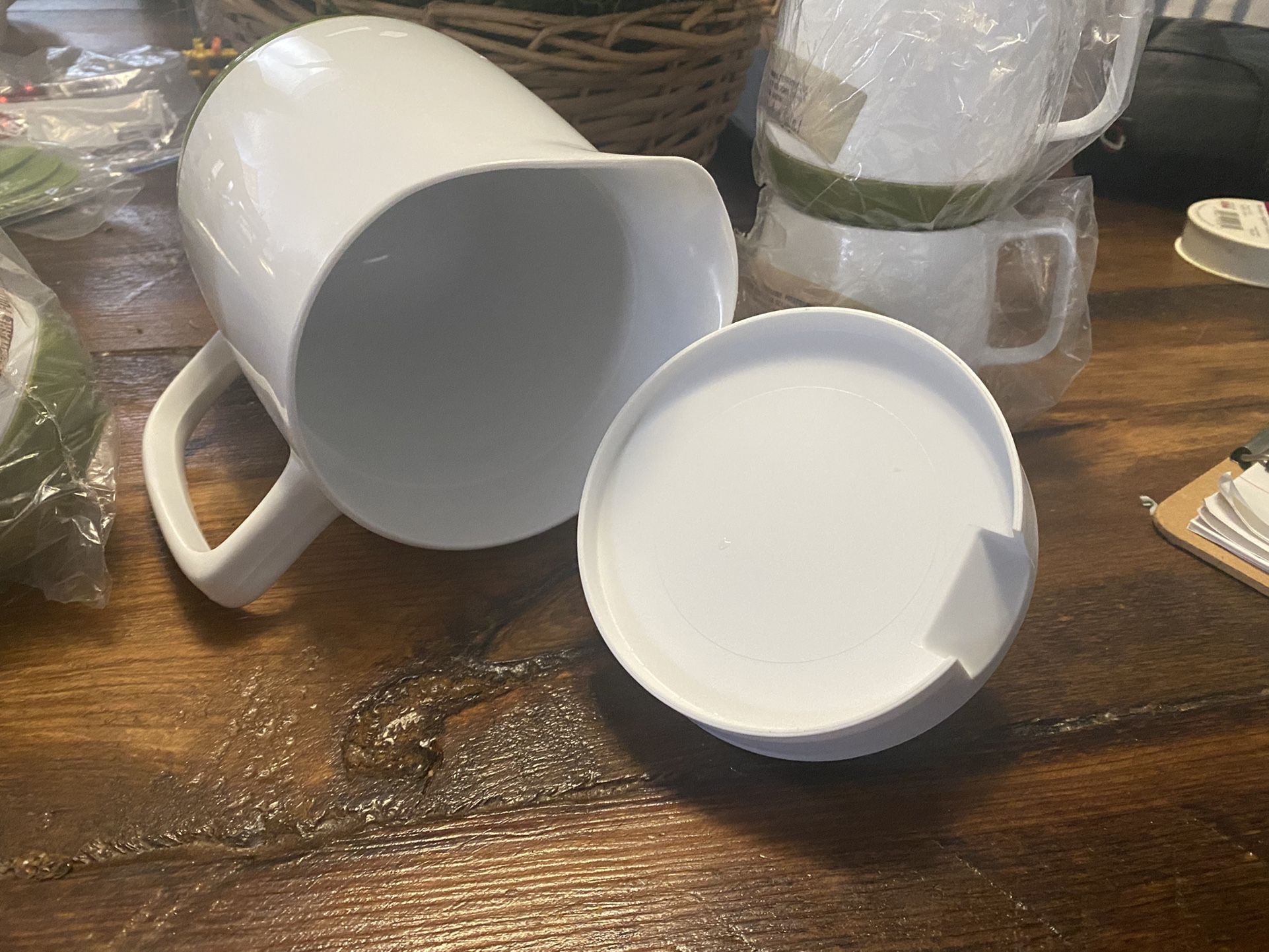 Vtg Thermos Retro Pitcher and 4 cups Insulated Ware King-Seeley USA 8" - avocado. The 4 cups are still in unopened original packaging. The pitcher a