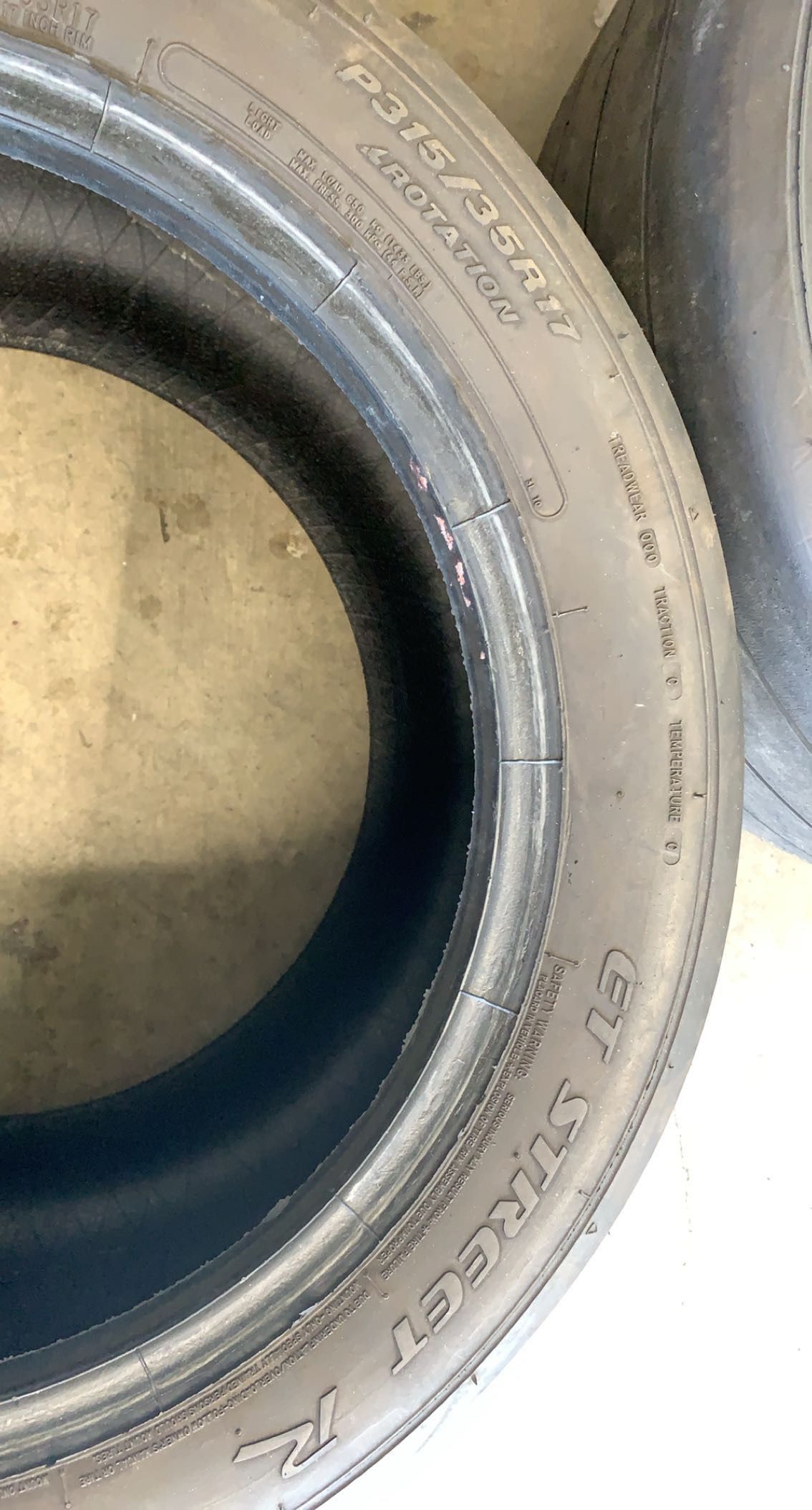 Mickey Thompson Et Streets R