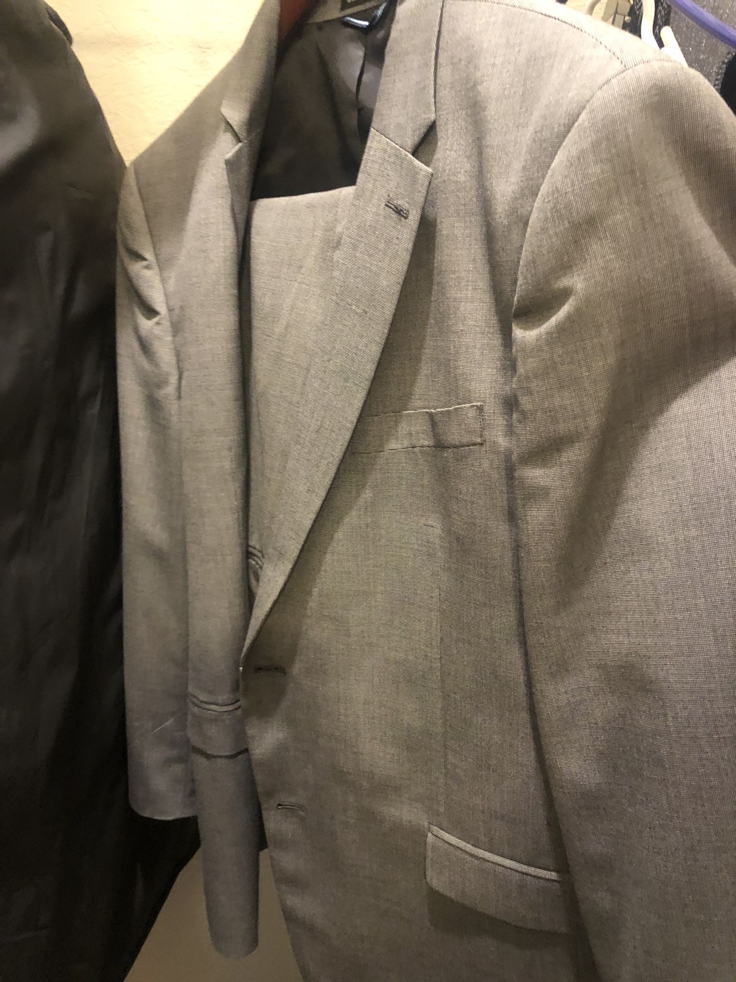 used men's suits for sale near me