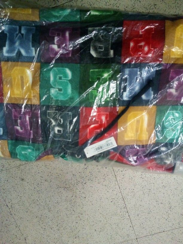 Supreme Block hoodie Size M