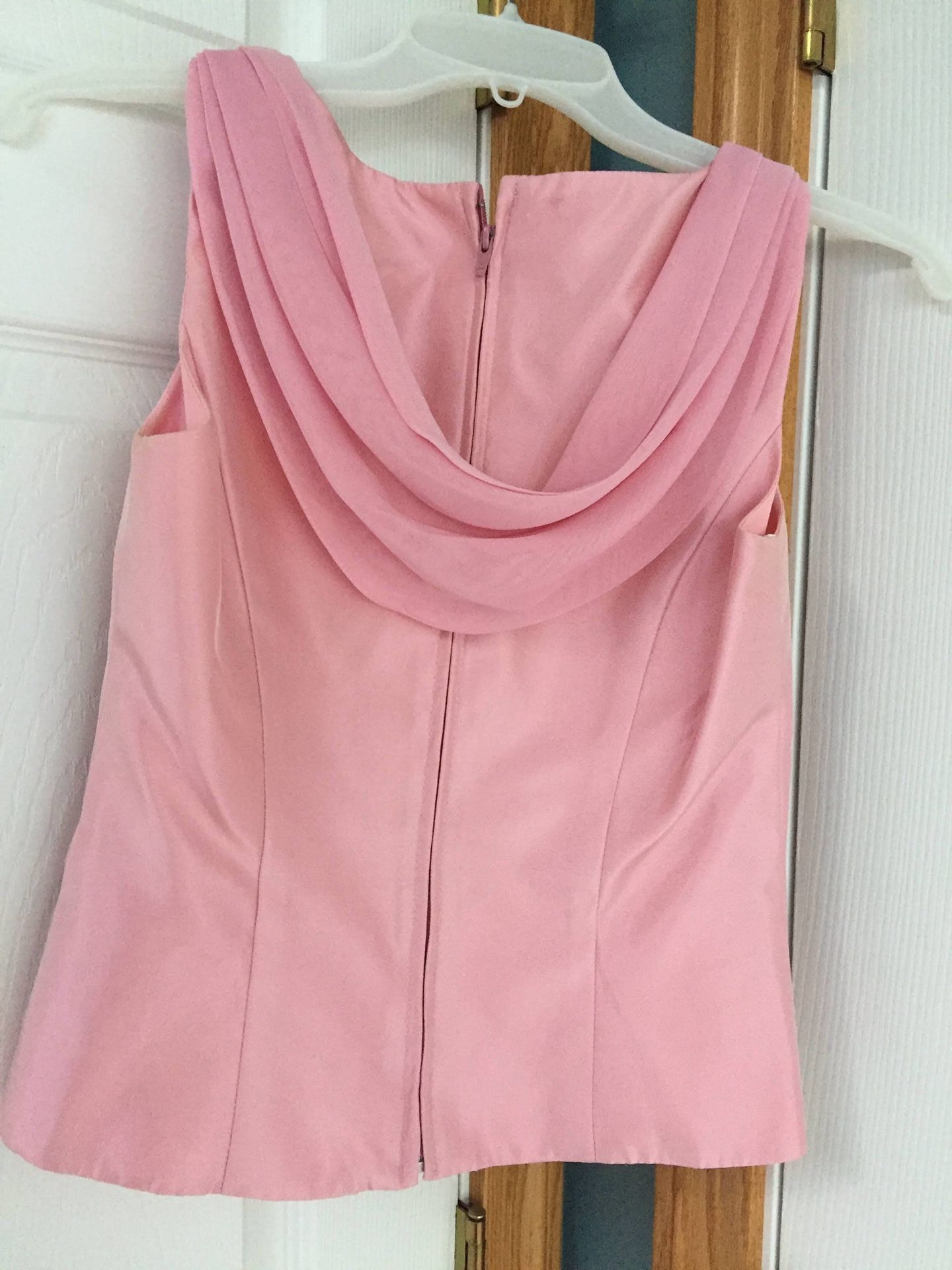 Formal Full length gown, shawl, and matching shoes. See all pictures. Gown Size 4