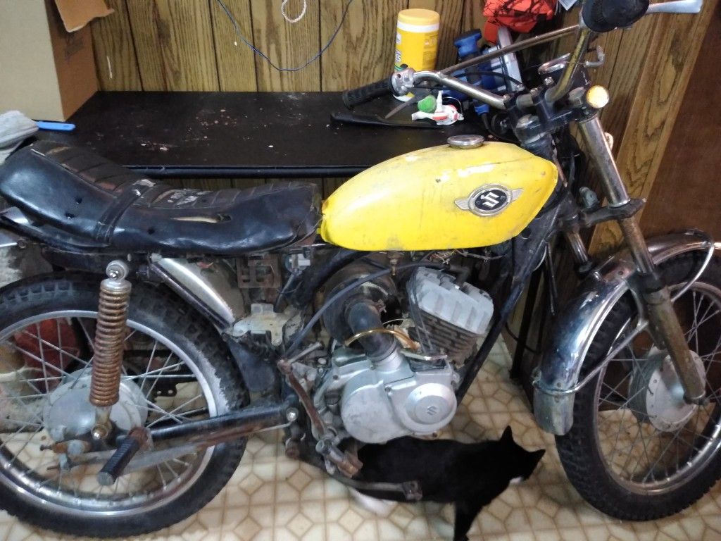 1970 Suzuki 125 Enduro