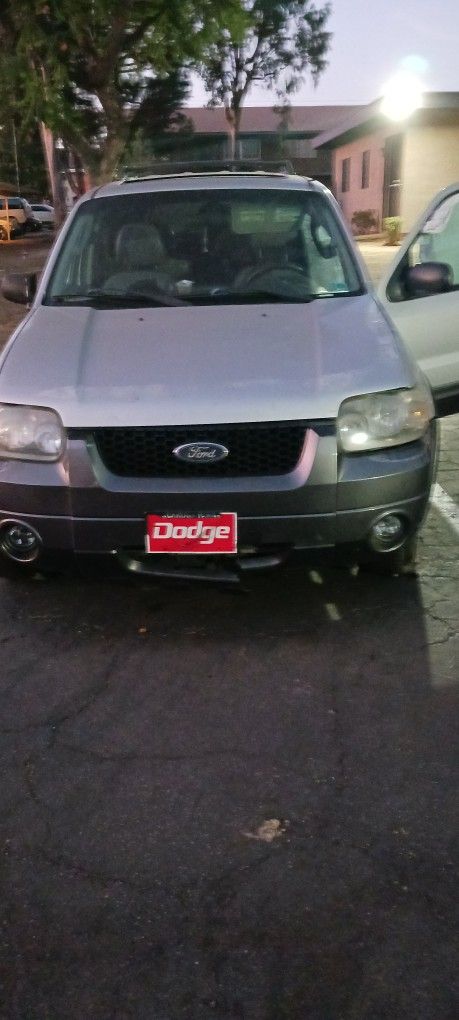2005 Ford Escape