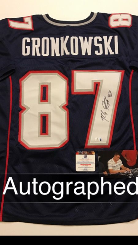 GRONK Autographed Patriots jersey