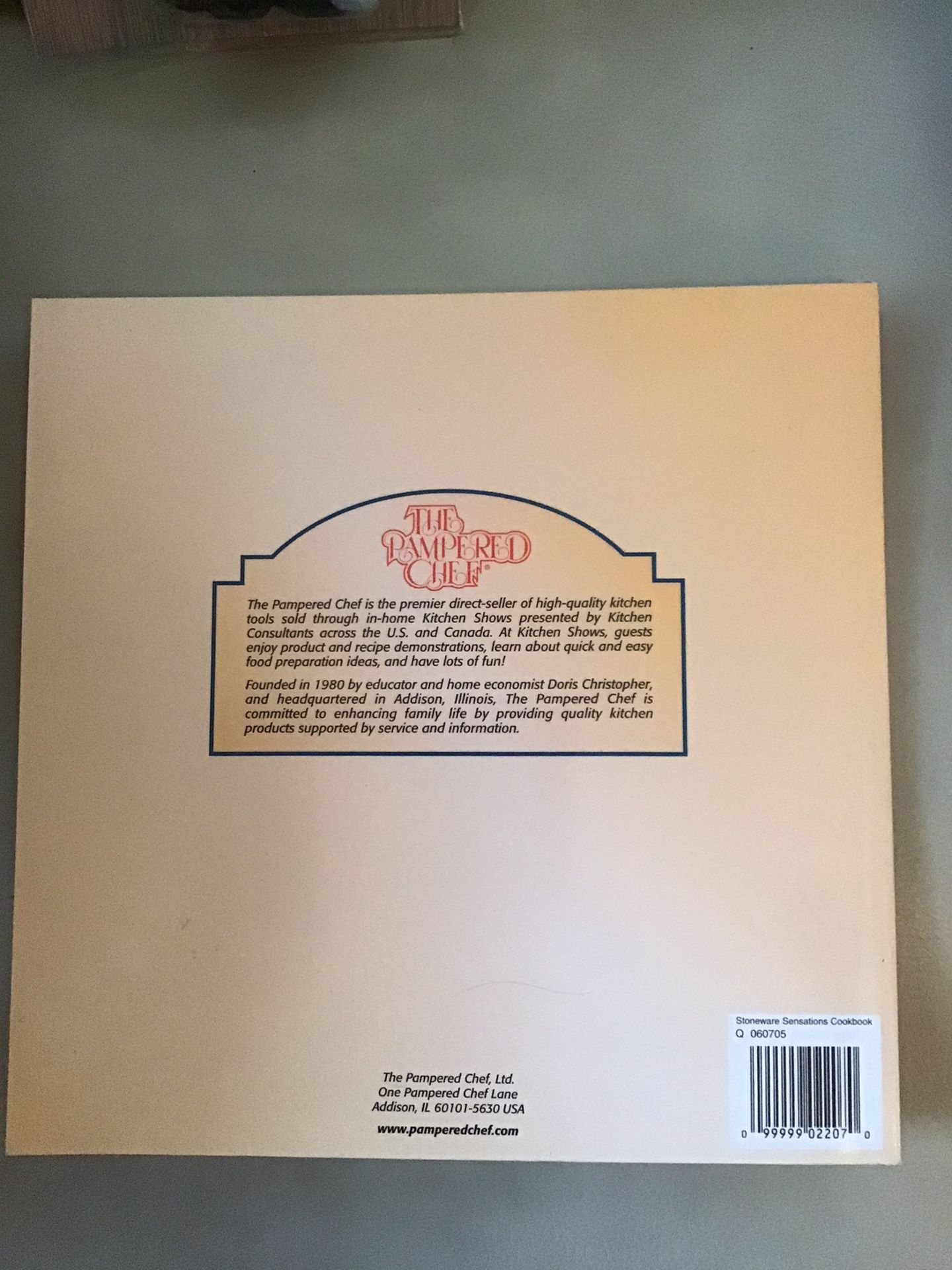Book, Pampered Chef Stoneware Sensations