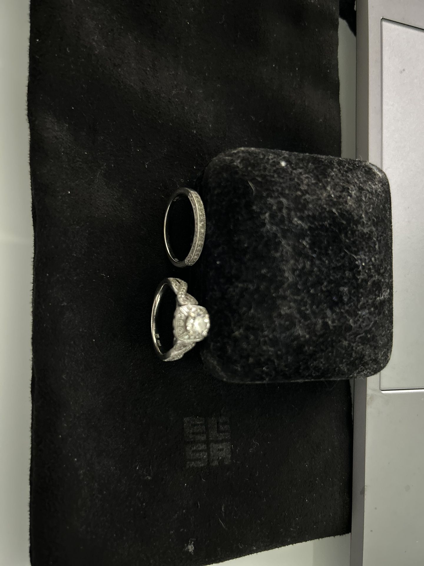 Wedding Ring Set
