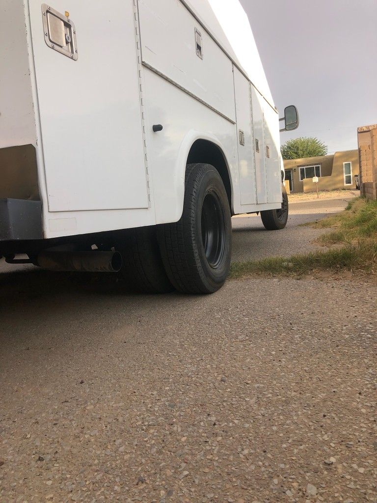 2006 Ford E-450
