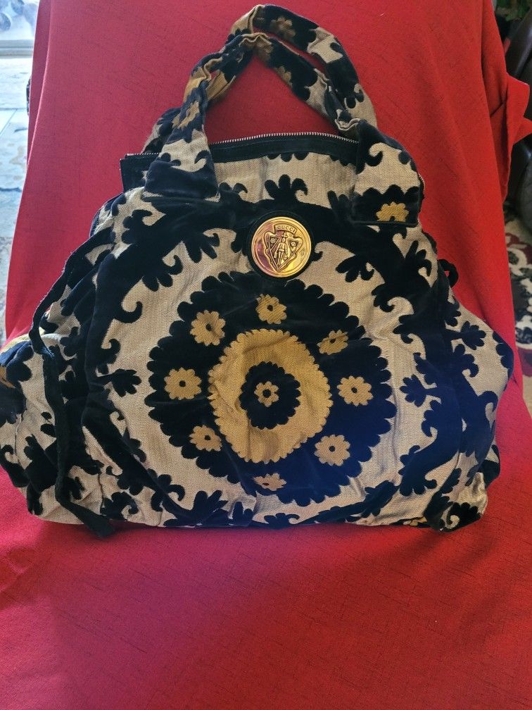 Authentic GUCCI Hysteria GM Tote Bag