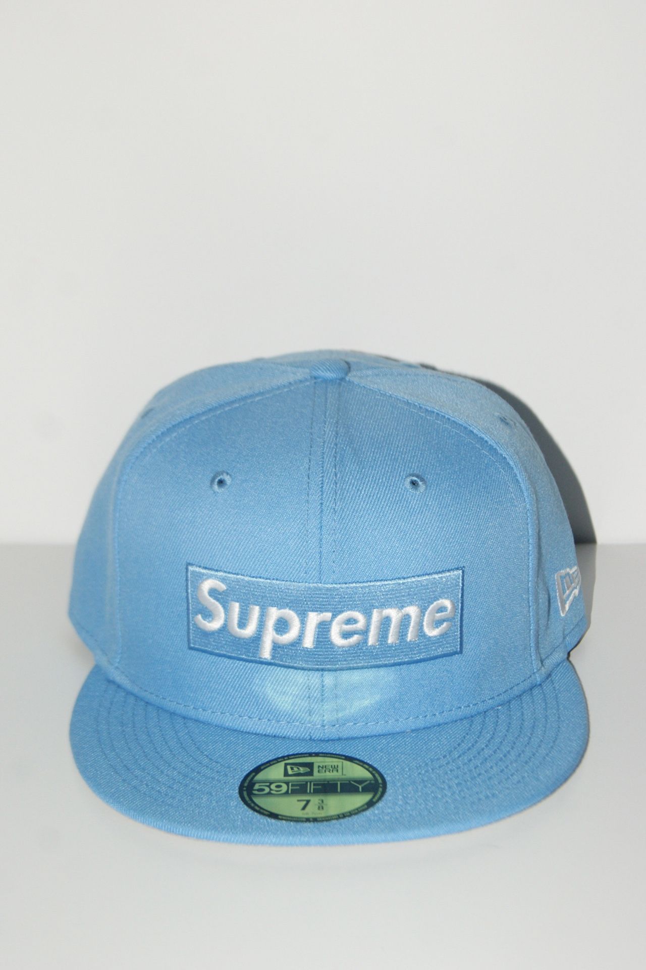 Supreme x New Era Champions Box Logo