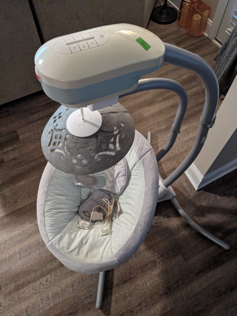 Fisher Price Rotating Swing