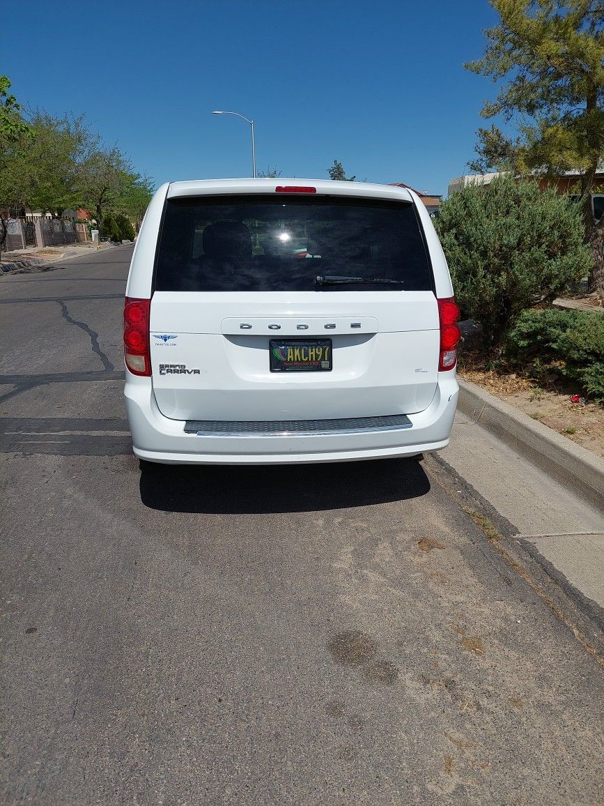 2014 Dodge Grand Caravan