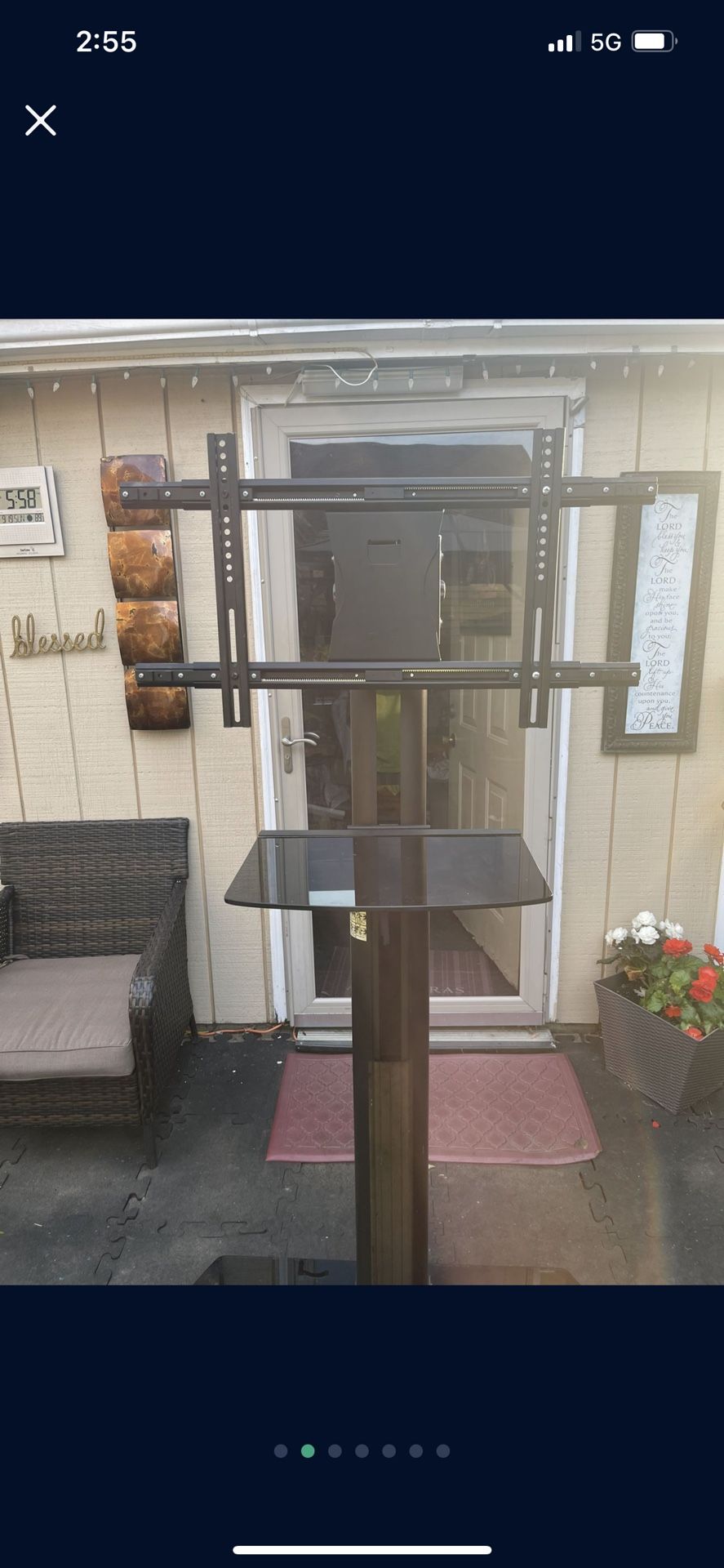 Tv With Stand Has Weels To Move Could Fit Big And Small Tv Great Condition