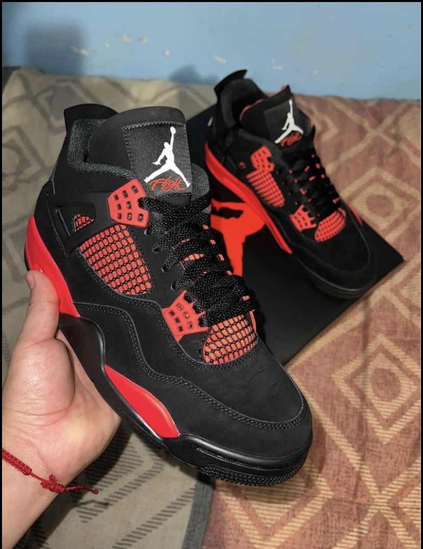 Jordan 4 Red Thunder for Sale in Memphis, TN OfferUp