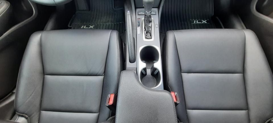 2018 Acura ILX