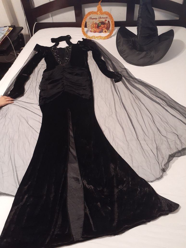 Costumer for Halloween of Women and Men