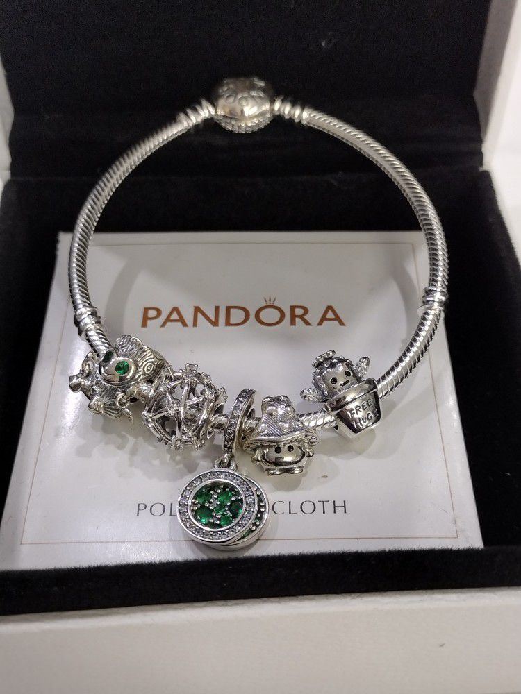 9.25 Sterling Silver Authentic Pandora Bracelet