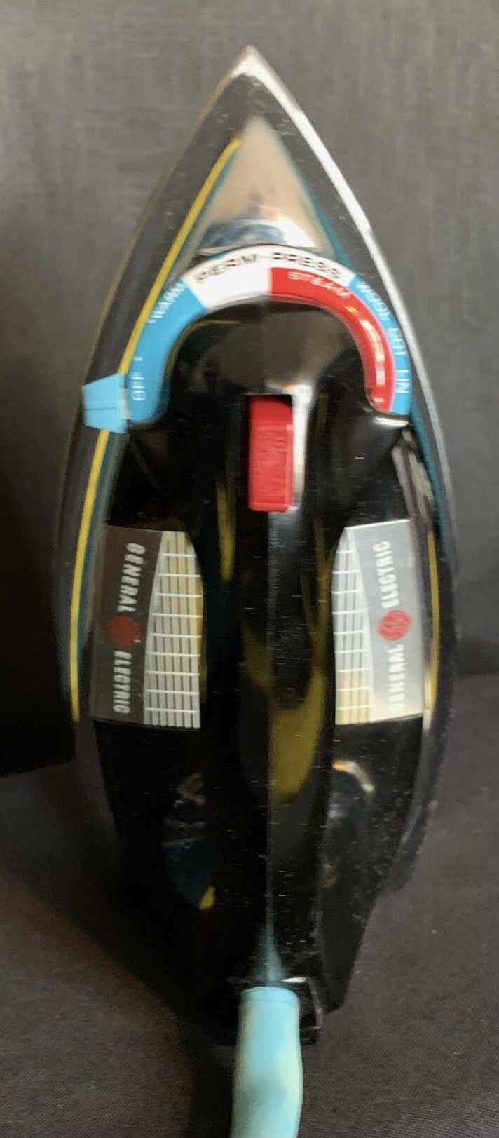 Vintage GE Permanent Press Steam & Dry Iron.