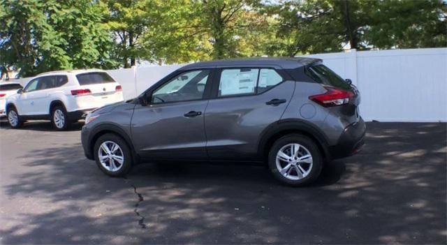 2020 Nissan Kicks
