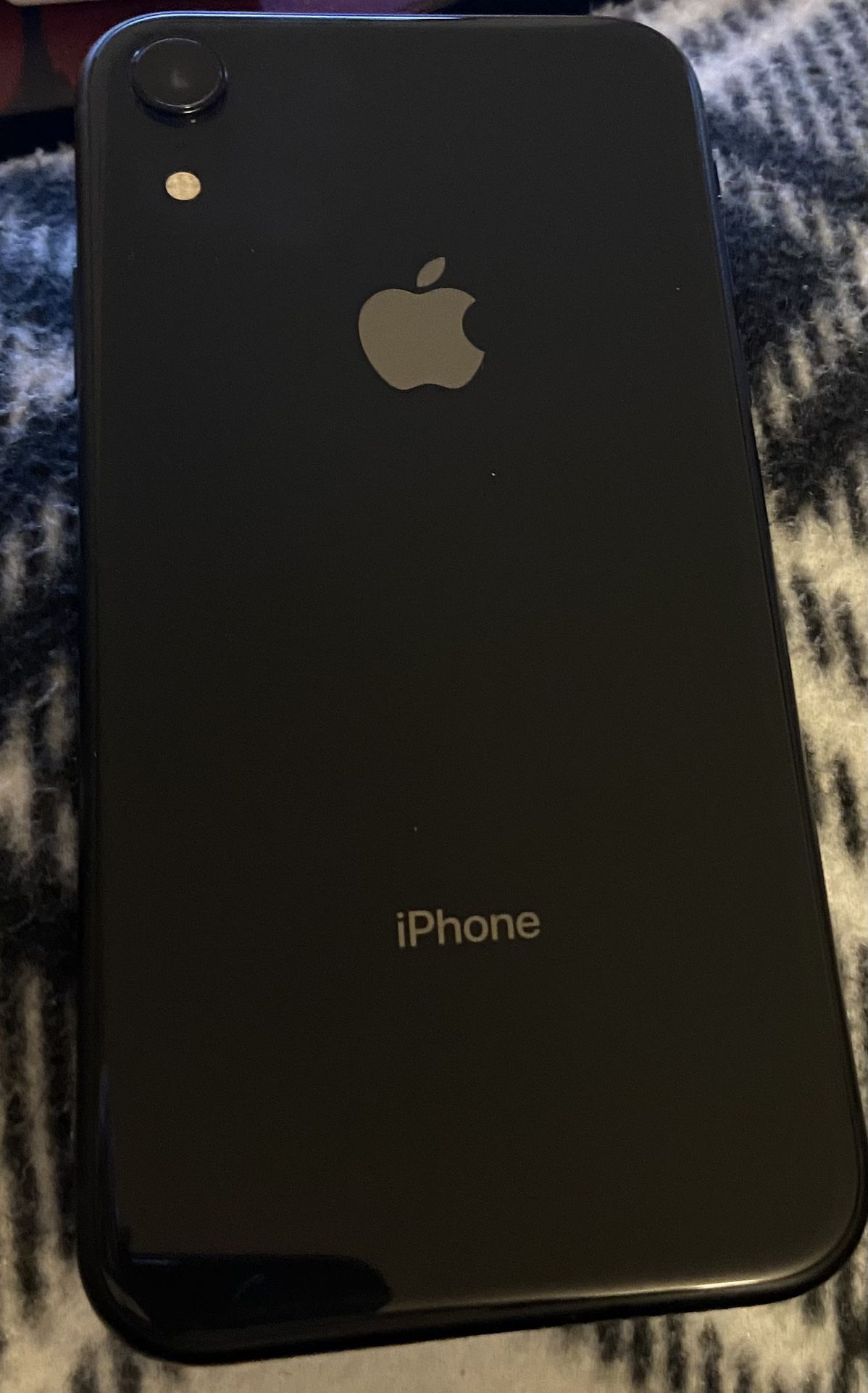 Black iPhone XR 64GB