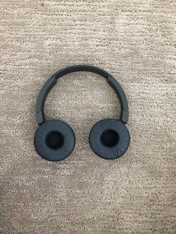 JBL On-Ear Wireless headphones (READ) Thumbnail