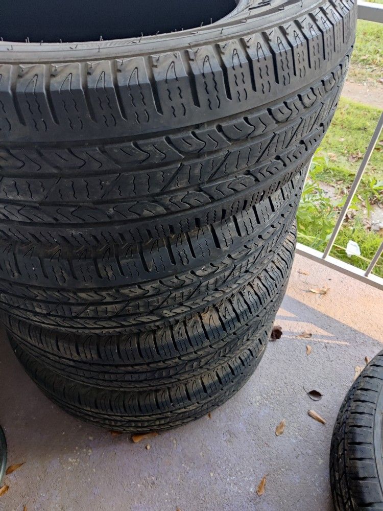 Tires. Suv - Truck