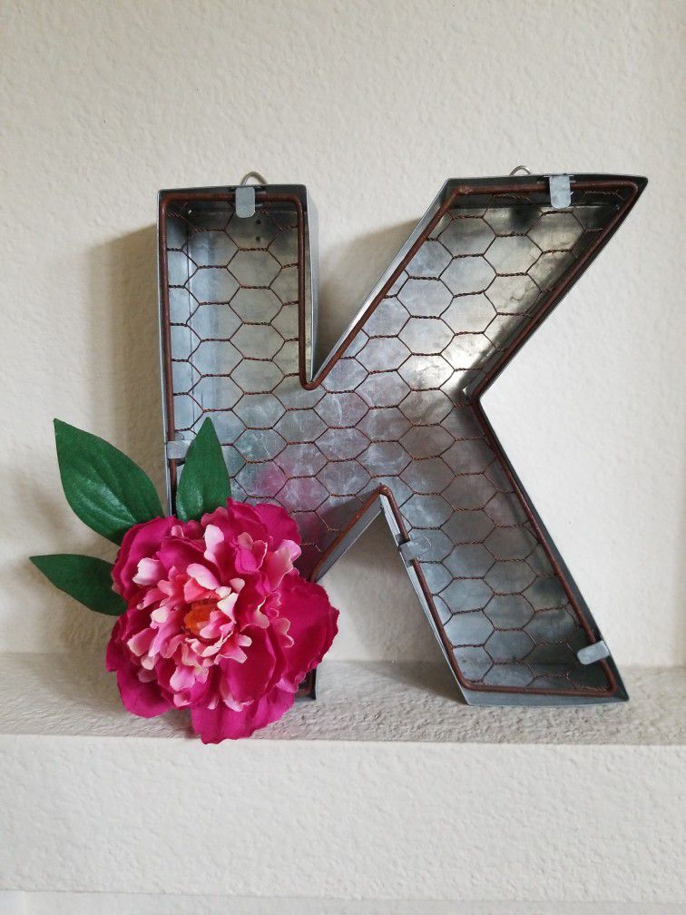 Farmhouse Metal and Wire Letter "K" 