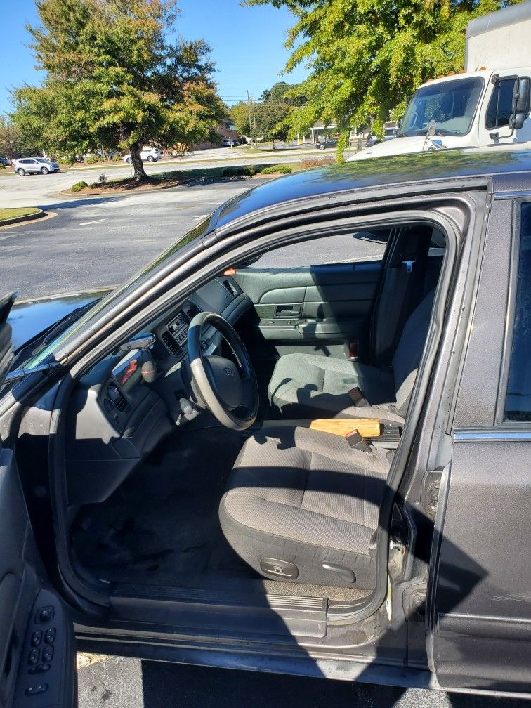 2008 Ford Crown Victoria