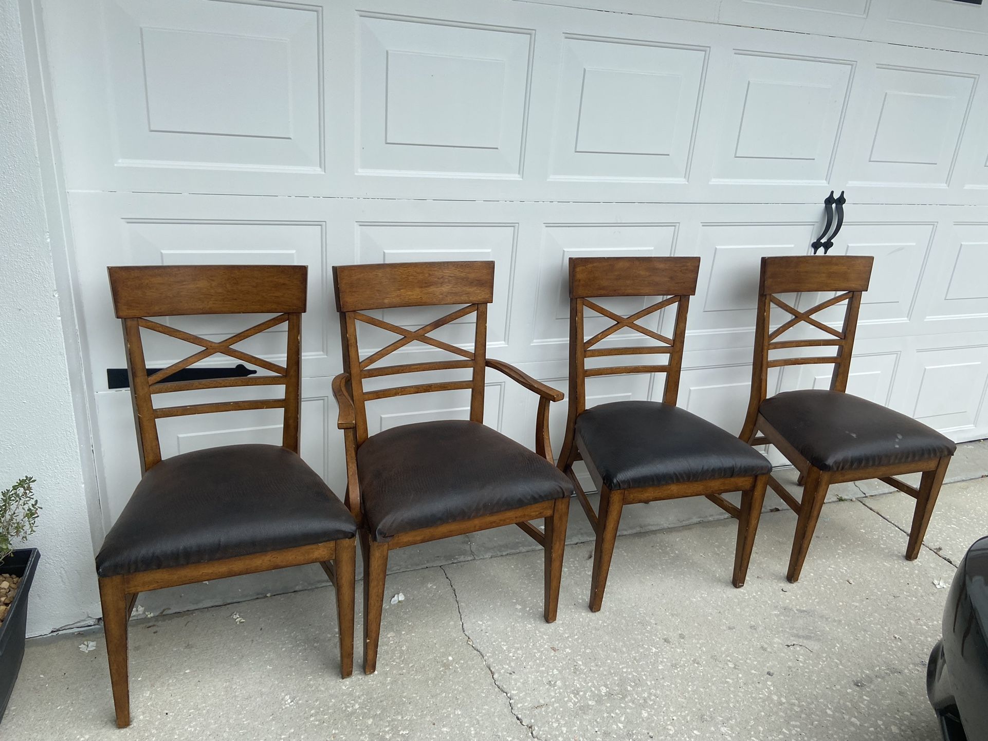 Dining Table With 4 Chairs- READ POST BEFORE RESPONDING