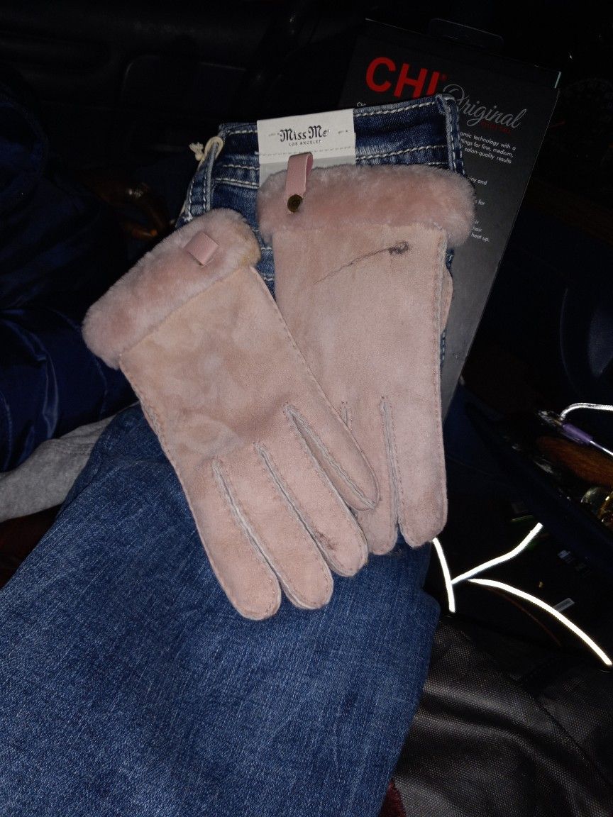 Ugg Gloves How Do I Spell Ugh