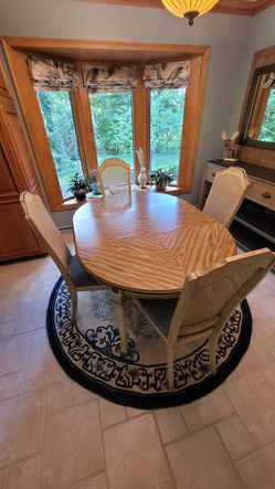 Kitchen/Dining Room Table Thumbnail