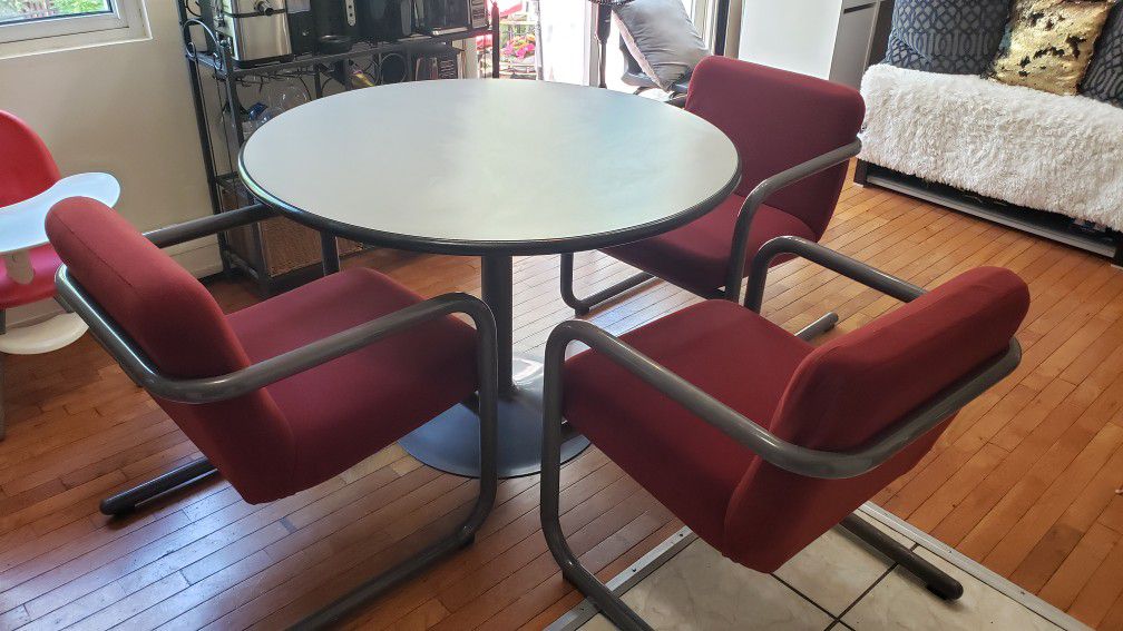 Dining Table Set whit 3 chair 