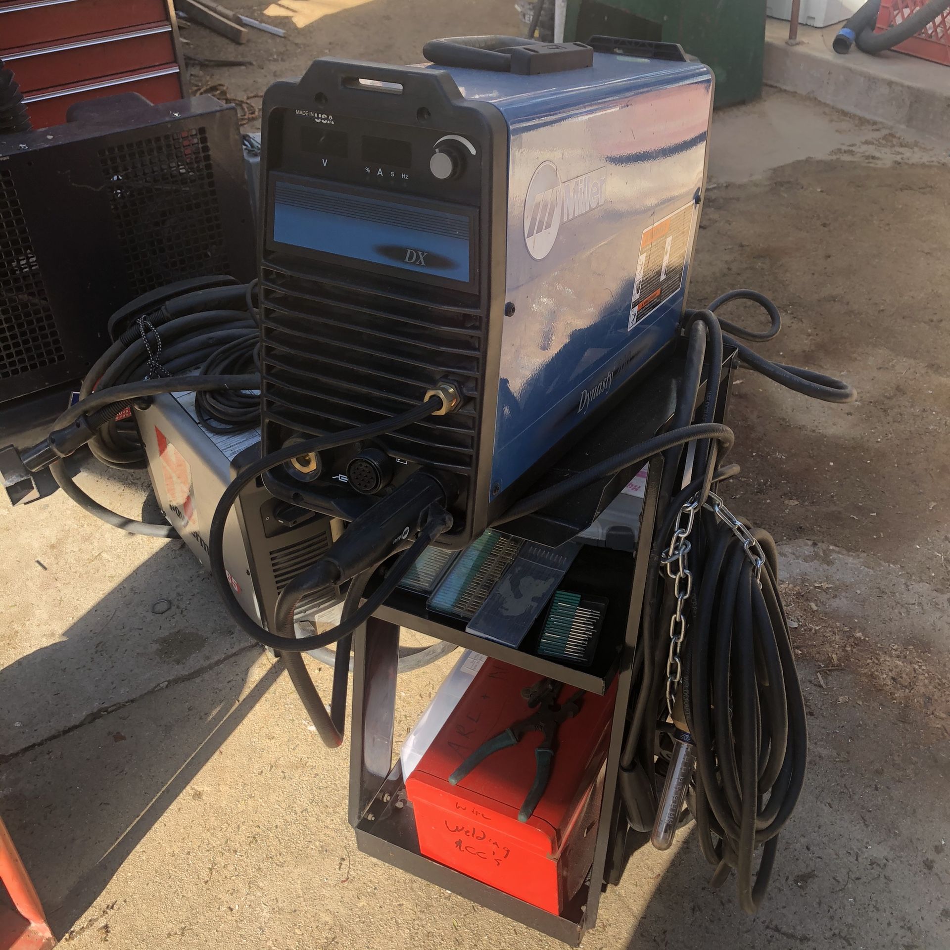Miller Dynasty 200dx with Cart and accessories for Sale in Los Angeles