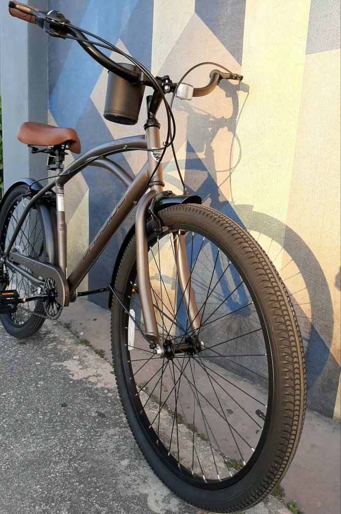 NEW! 26" Men's Cruiser Bike. 7 Speeds. Rider Height 5'2"- 5'10". PRICE IS FIRM! 🚲👩🔧🚴