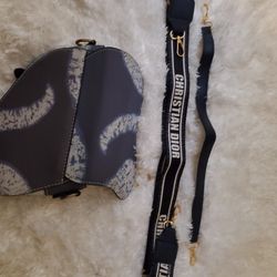Christan Dior Cross Body Bag Thumbnail