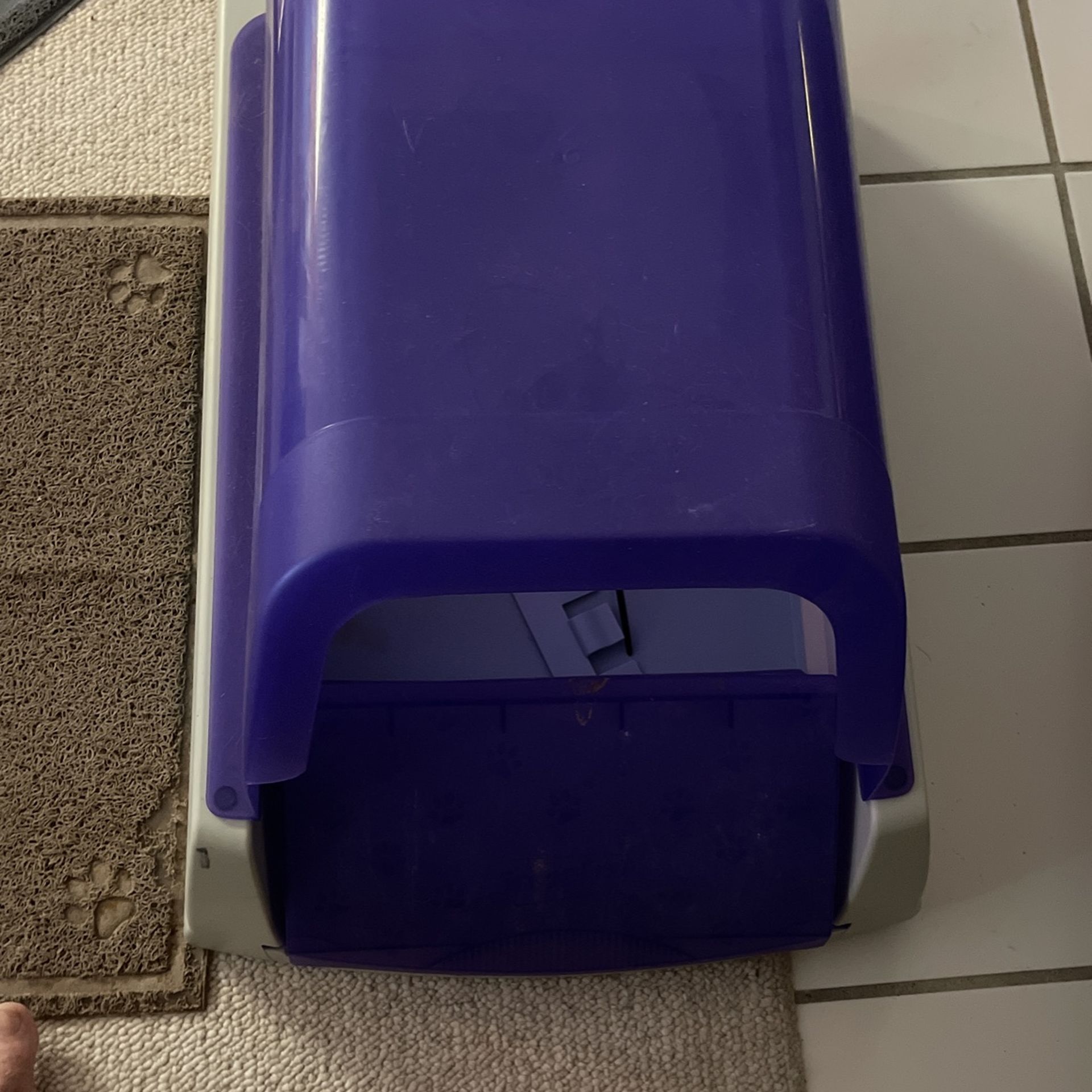 Pet Safe Litter Box Works Great