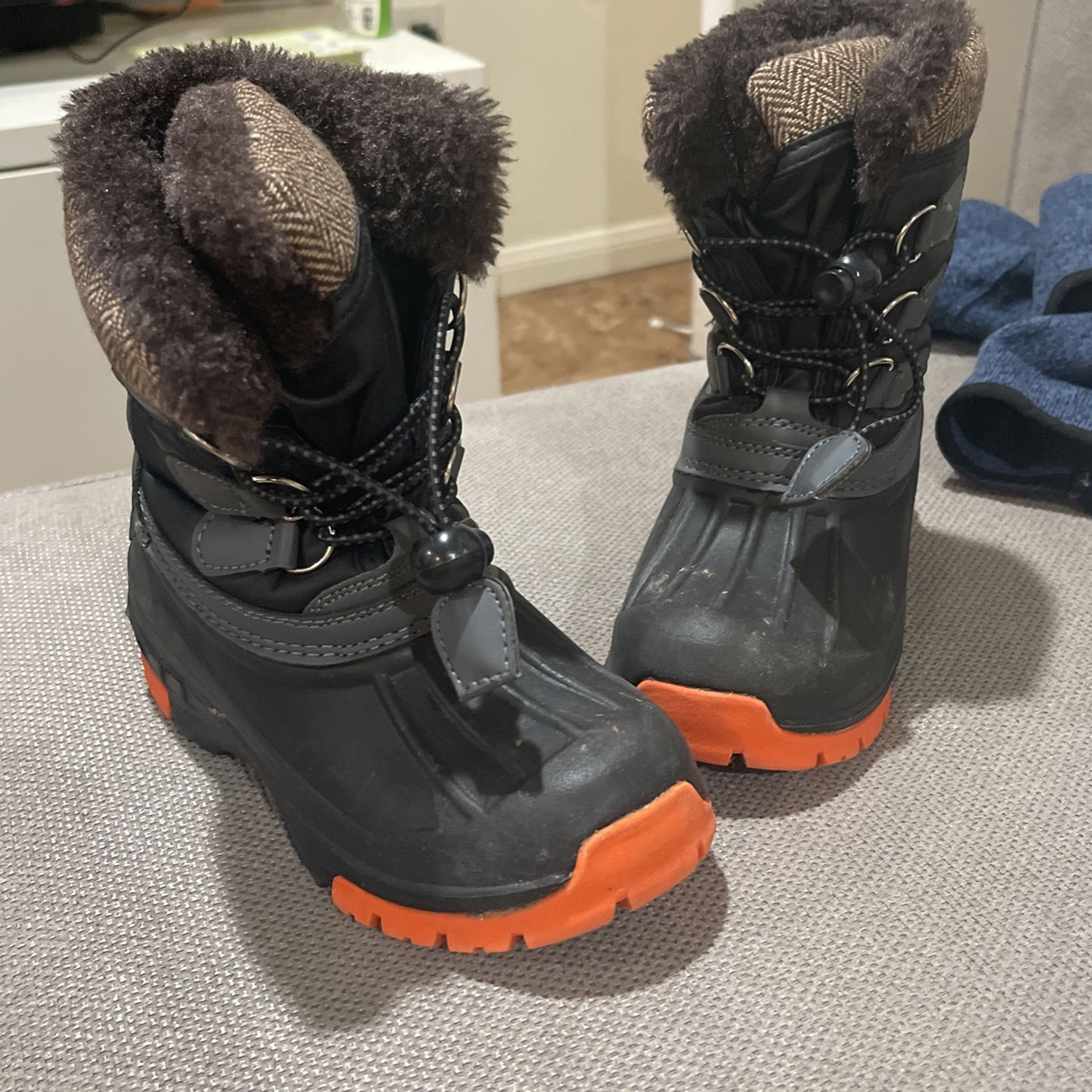 Toddler snow boots