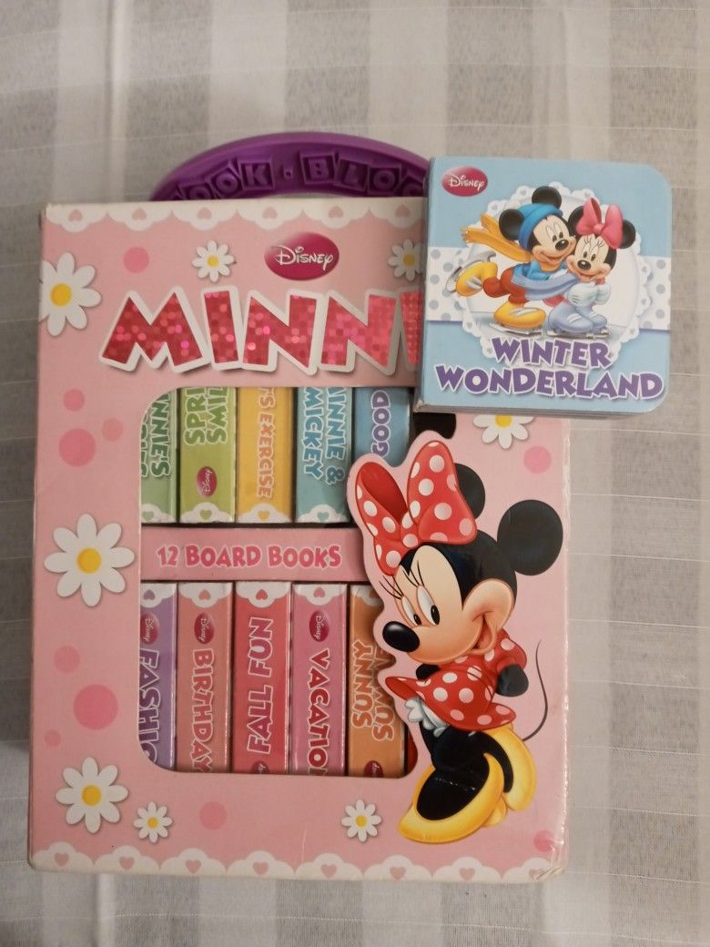 BOOK A BLOCK - 12 Minnie Mouse books .