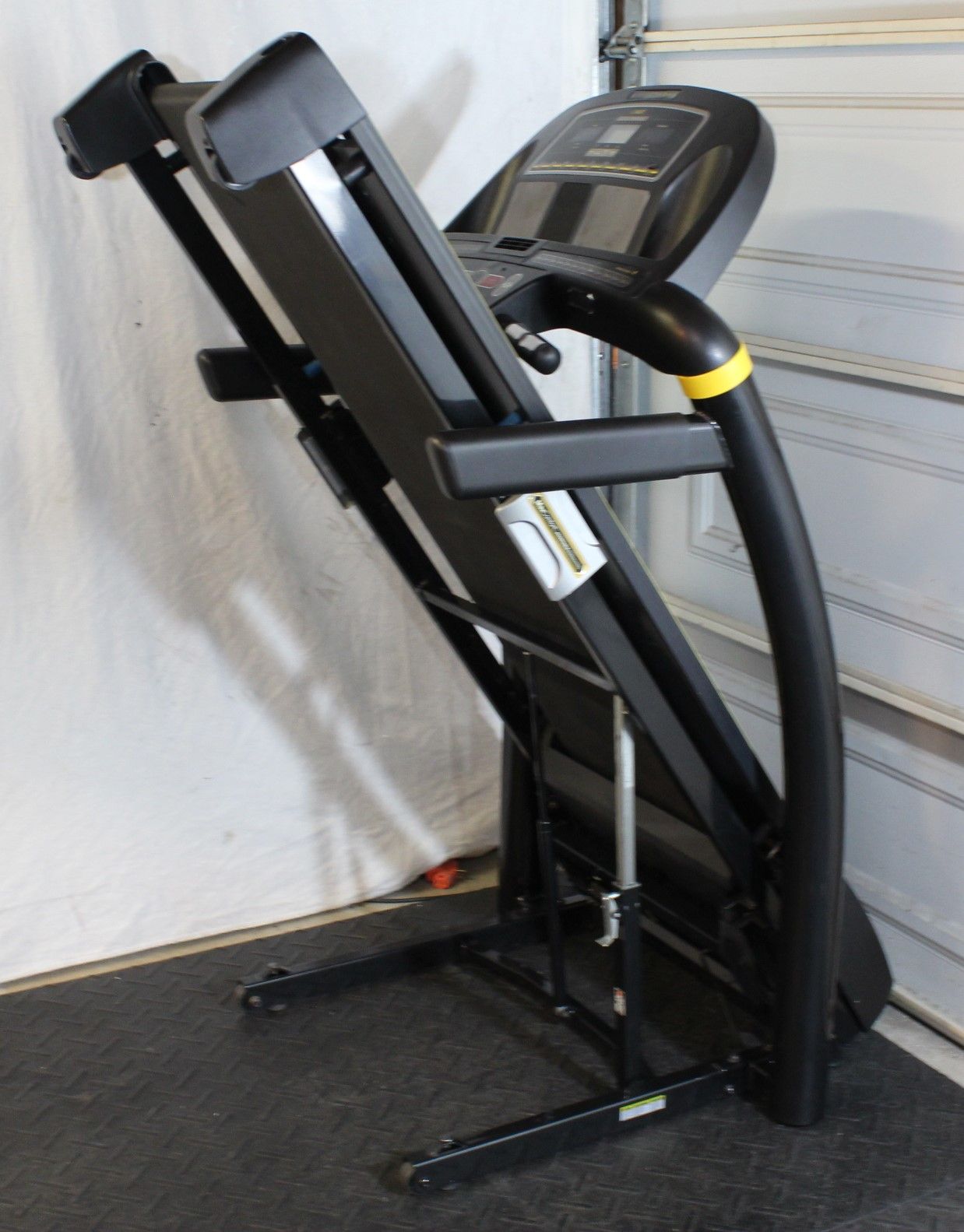 LiveStrong LS8.0T Treadmill Walk/Run/Jog Trainer Exercise Machine