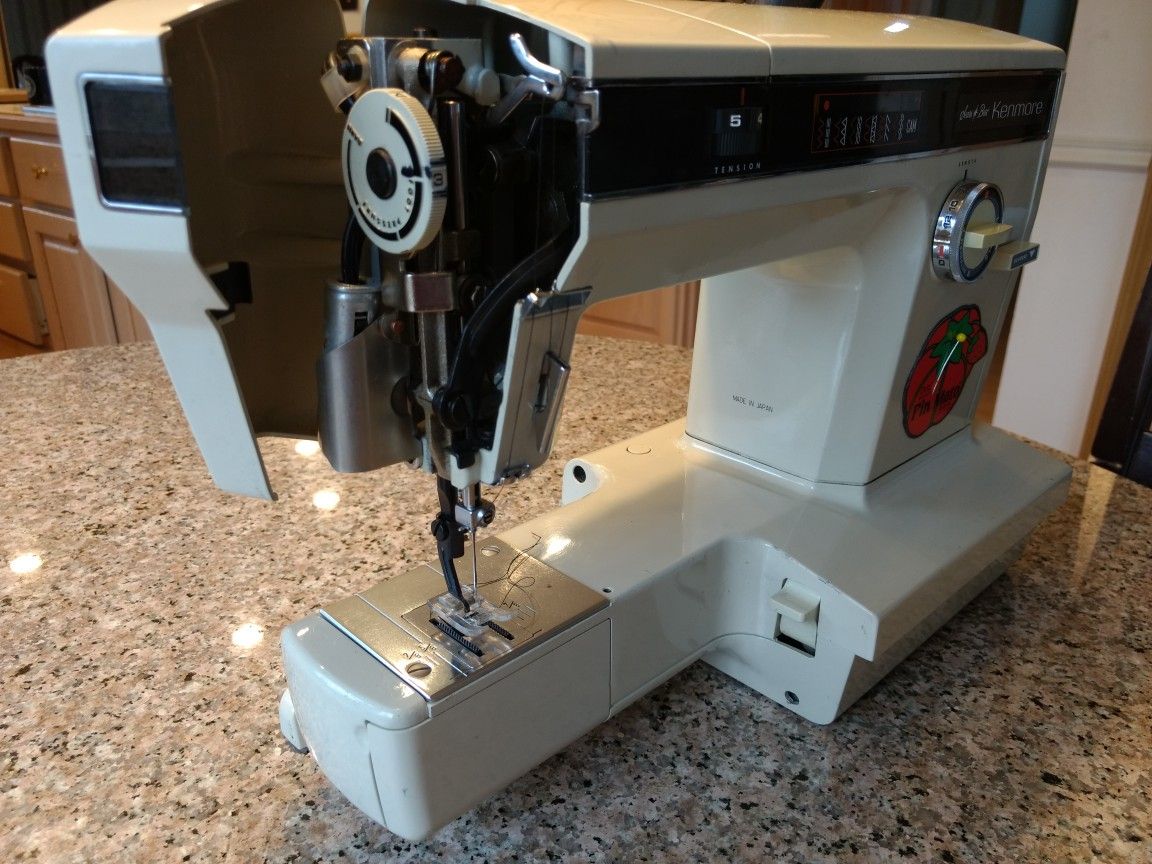 Sears Kenmore 1914 Sewing Machine for Sale in Puyallup, WA OfferUp
