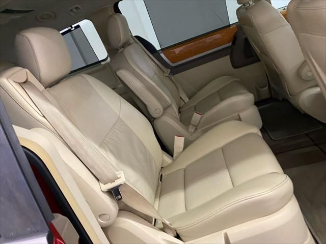 2008 Chrysler Town & Country