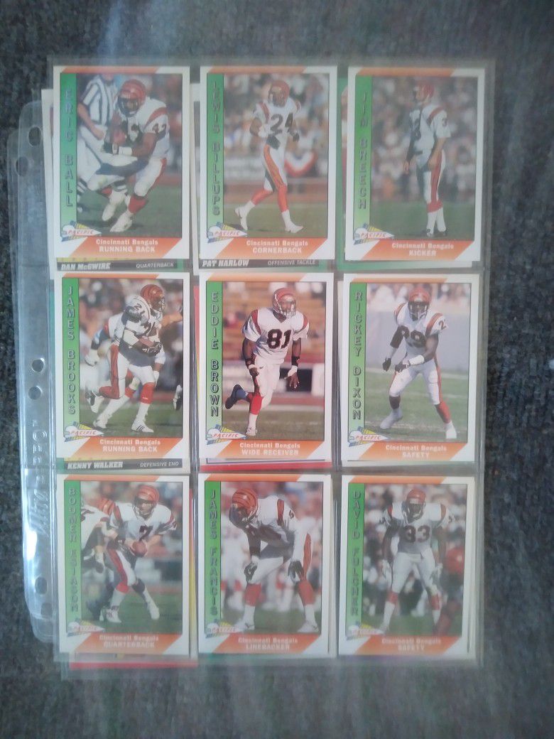 Foot Ball Cards And Rookie Cards