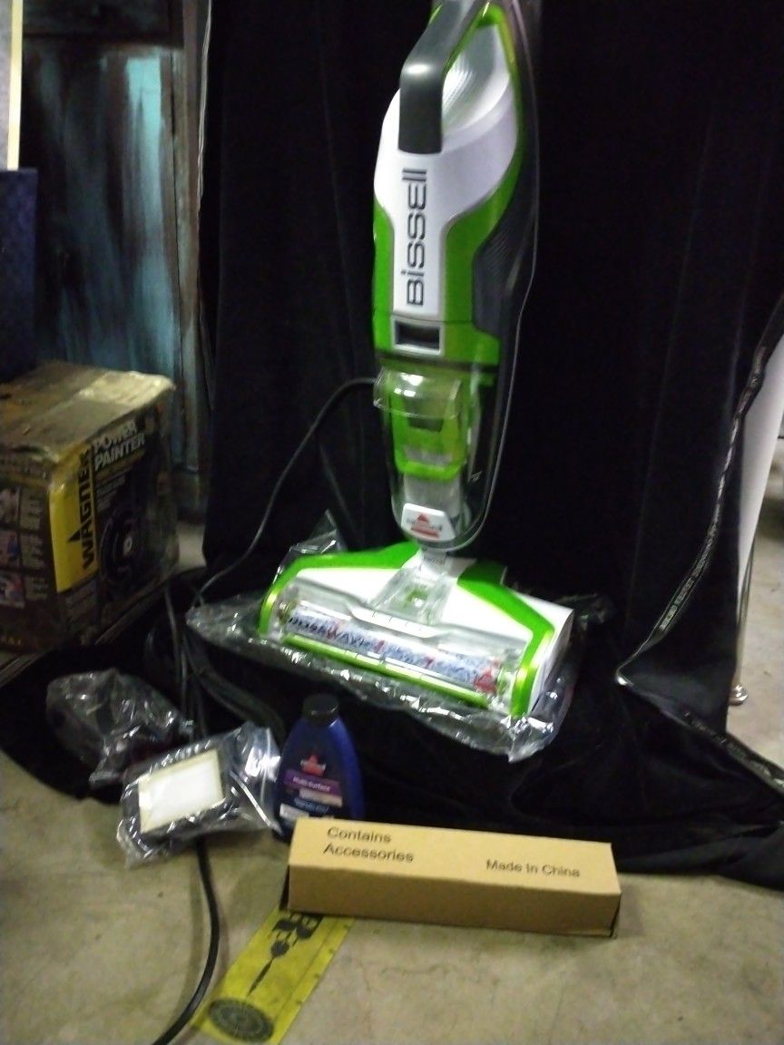 Brand NEW BISSELL SHAMPOOER/REG FLOOR CLEANER NEVER USED IN BOX WITH ALL ATTACHMENTS W/TAGS