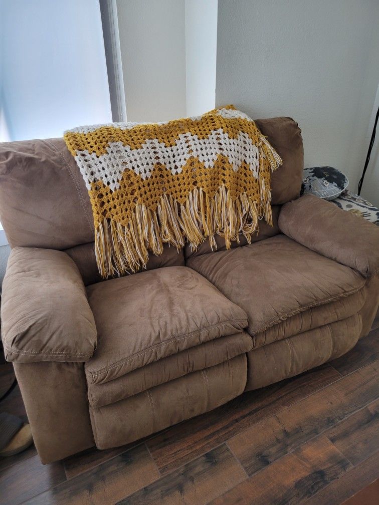 Reclining Couch And Love Seat